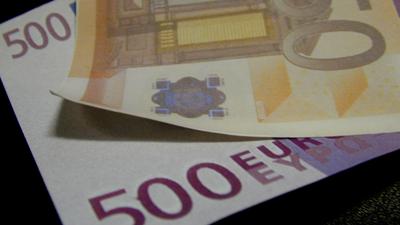 Foto van euro biljetten 500 en 50 | Archief EHF