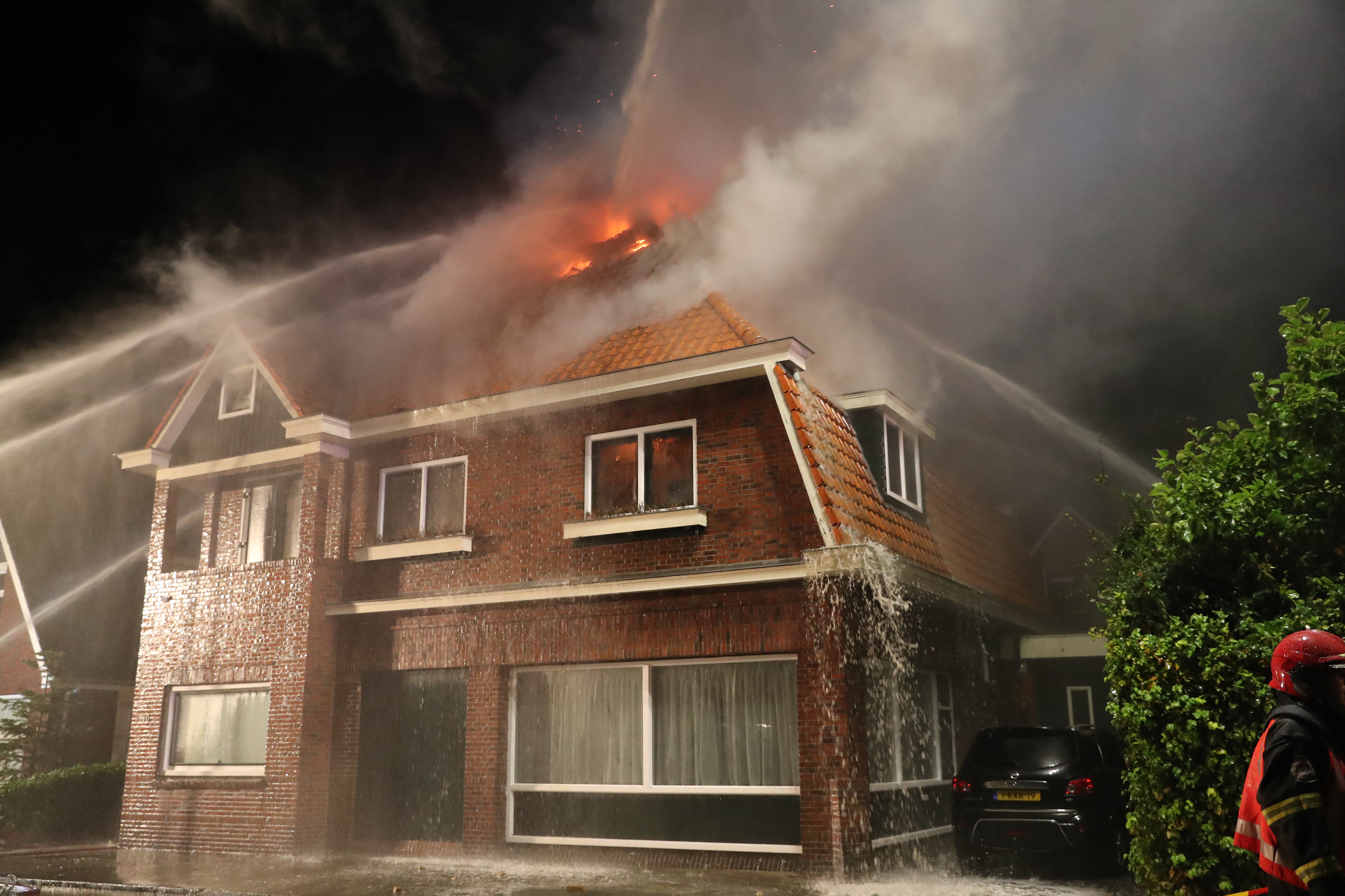 Uitslaande woningbrand