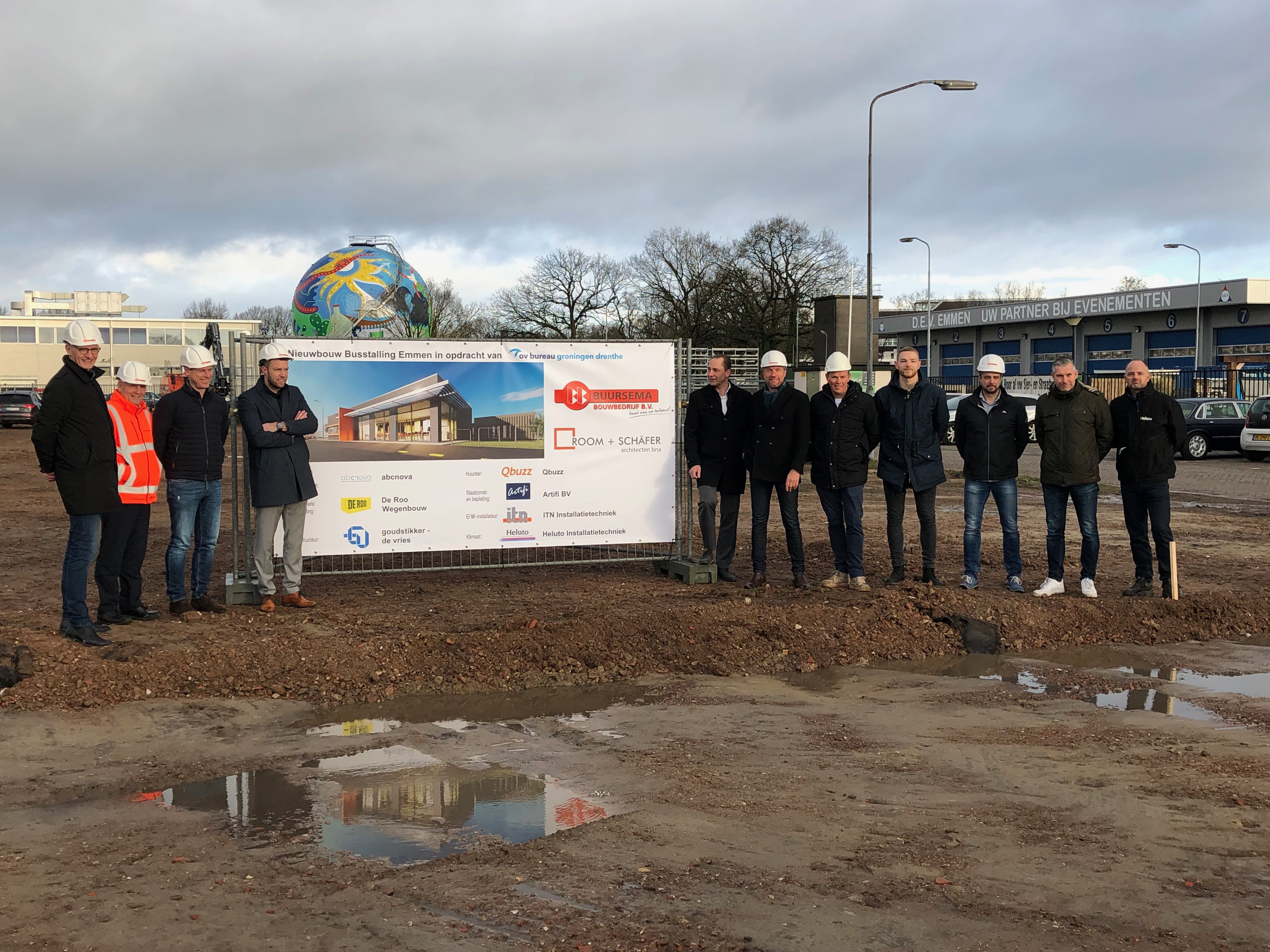 Start van de bouw nieuwe busstalling in Emmen