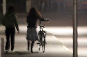 Foto van meisje met fiets | Archief FBF.nl