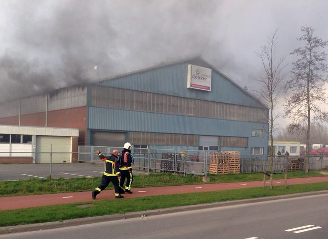Grote brand in loods Groningen | Tim Kuiper