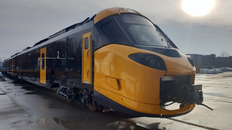 Nieuwe trein NS maakt eerste proefrit