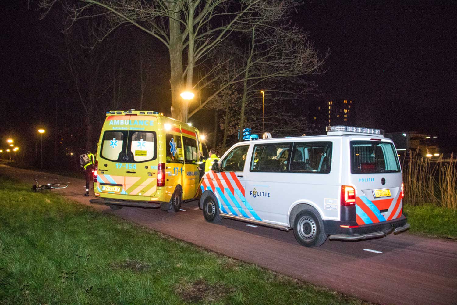 Man in been gestoken in Schiedam