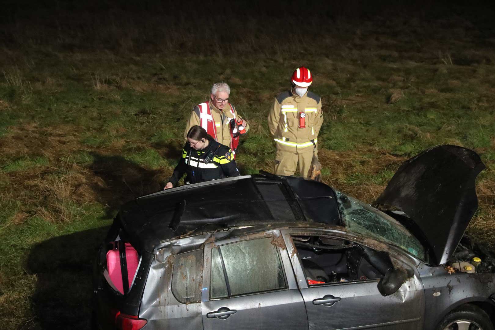 auto-sloot-politie-brandweer