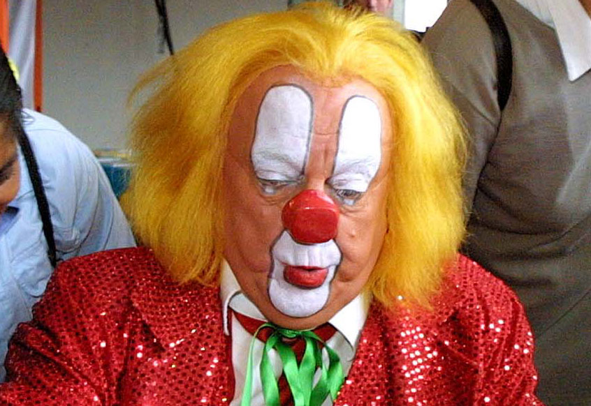 Nederlands meest bekende clown Bassie mag weer naar huis 