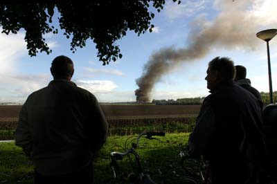 Foto van zwarte rookwolk bij brand | Archief EHF