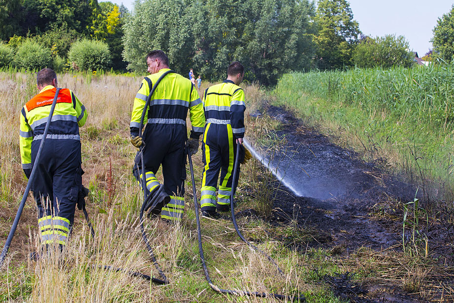 Zomerse droogte zorgt voor natuurbrand in Schijndel