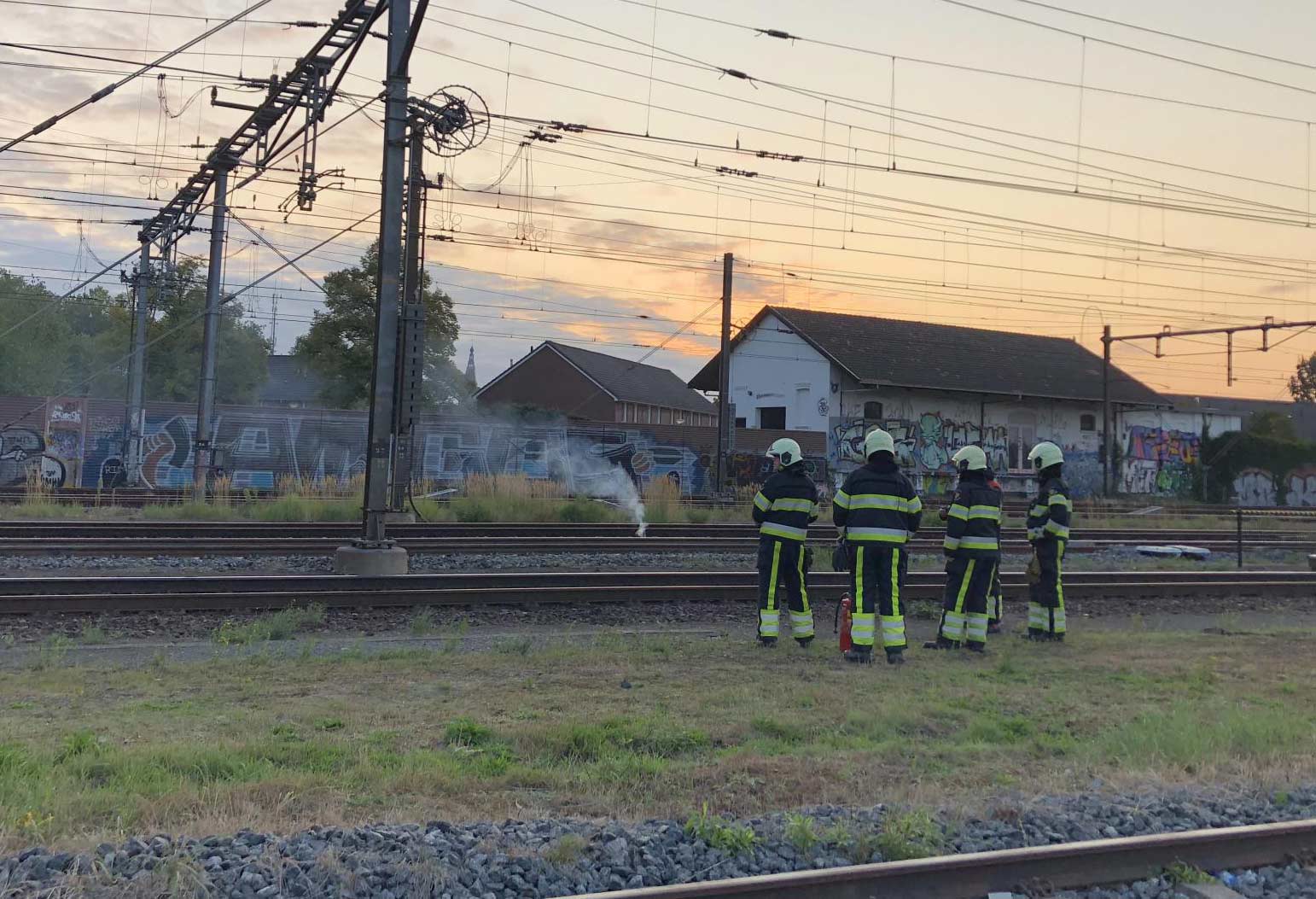 Treinverkeer spoortraject Boxtel korte tijd plat door brand in spoorbiels