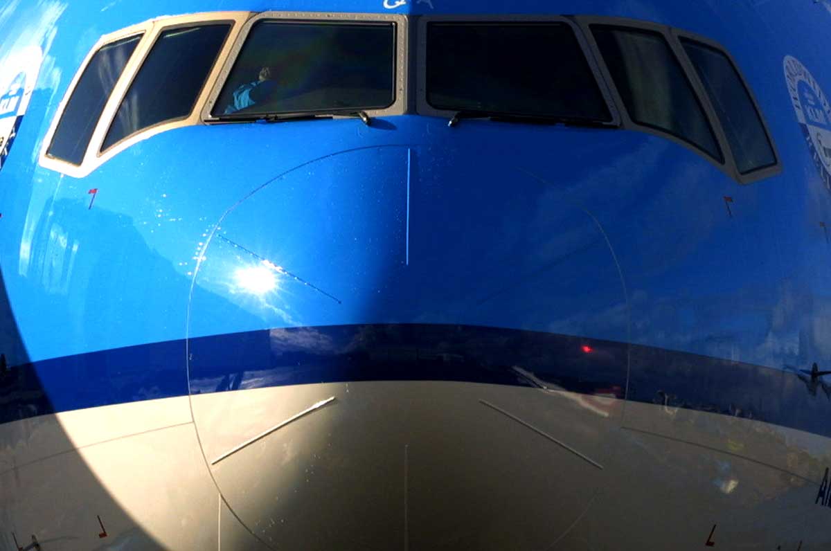 KLM-piloot met laser verblind tijdens landing
