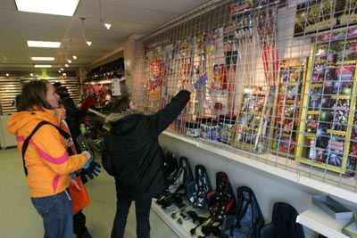 Foto van verkoop vuurwerk in winkel | Archief EHF
