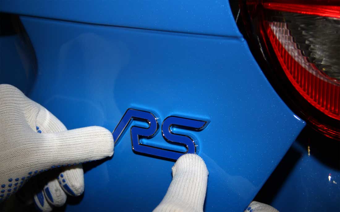 Eerste Ford Focus RS van band gerold