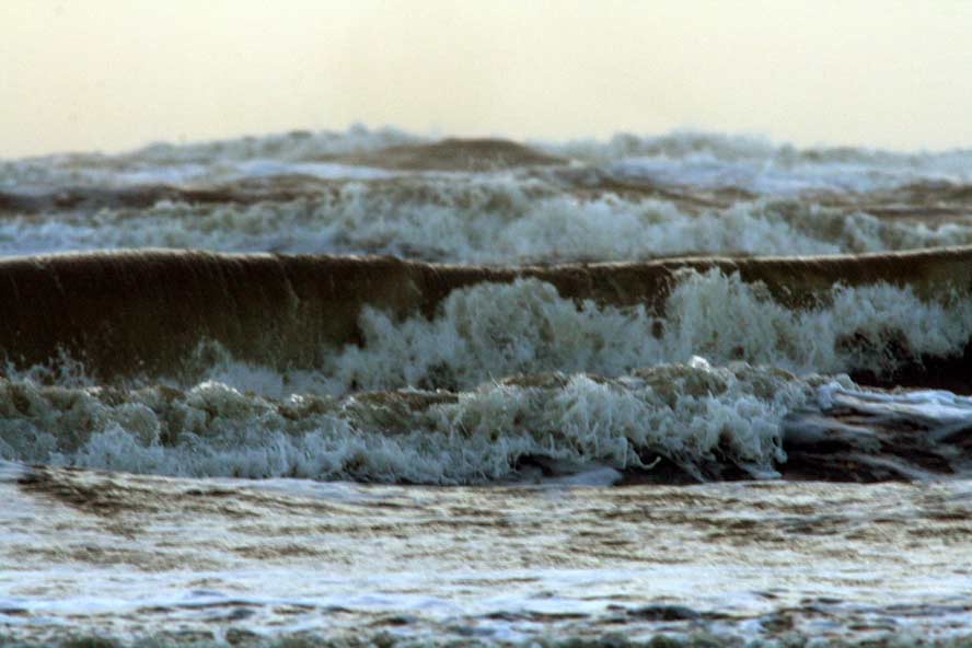 Vloedgolf treft stranden Zandvoort en Noordwijk