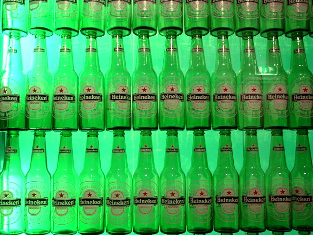Foto van flesjes Heineken bier | Sxc