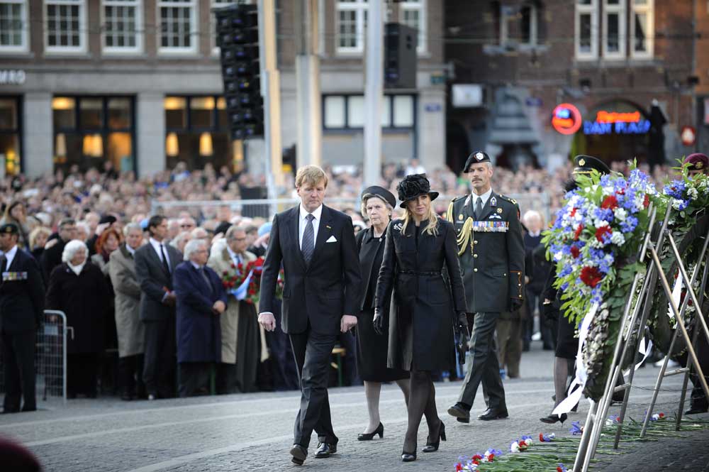 Foto van Willem-Alexander en Maxima dodenherdenking Dam | Paul Groeneveld | www.fotopersbureau.eu