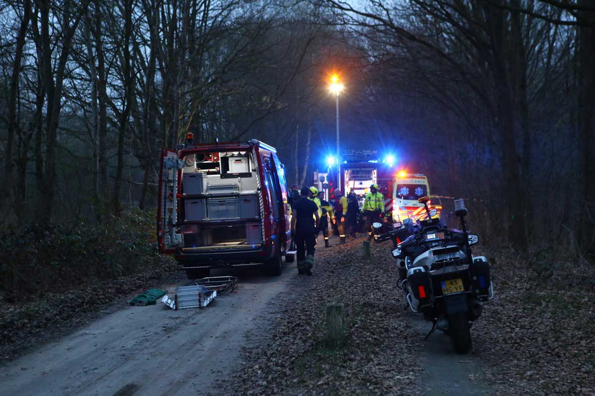 Voorbijganger vindt levenloos lichaam in kanaal Son en Breugel