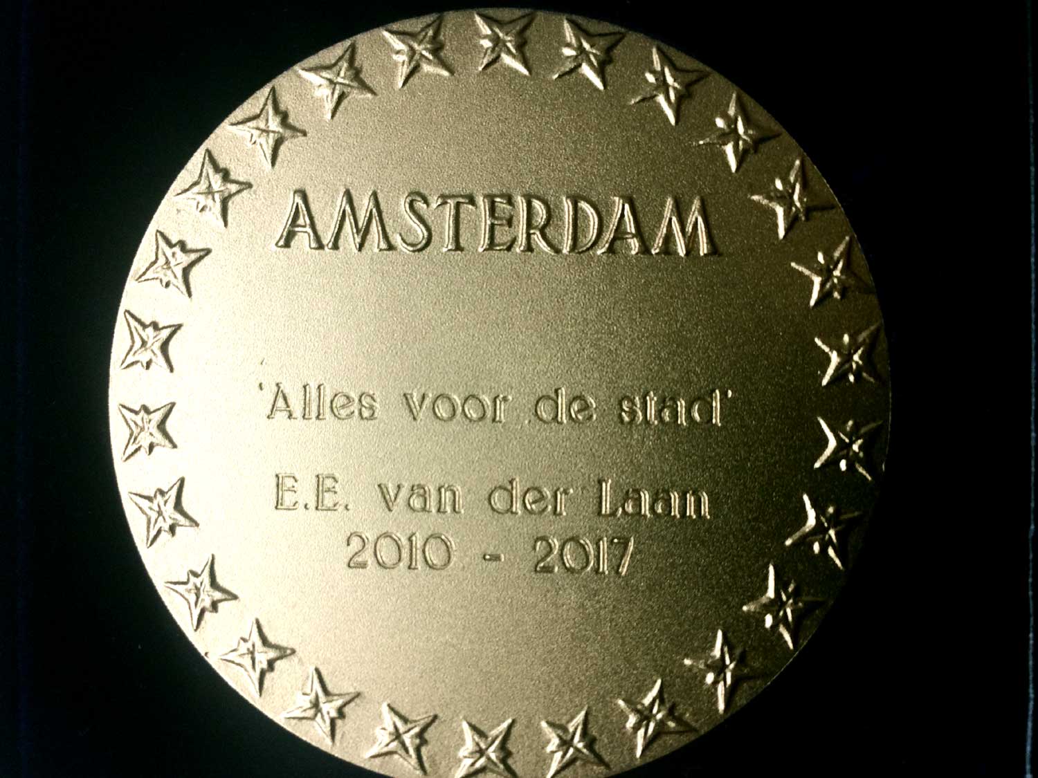 Gouden medaille voor burgemeester Eberhard van der Laan