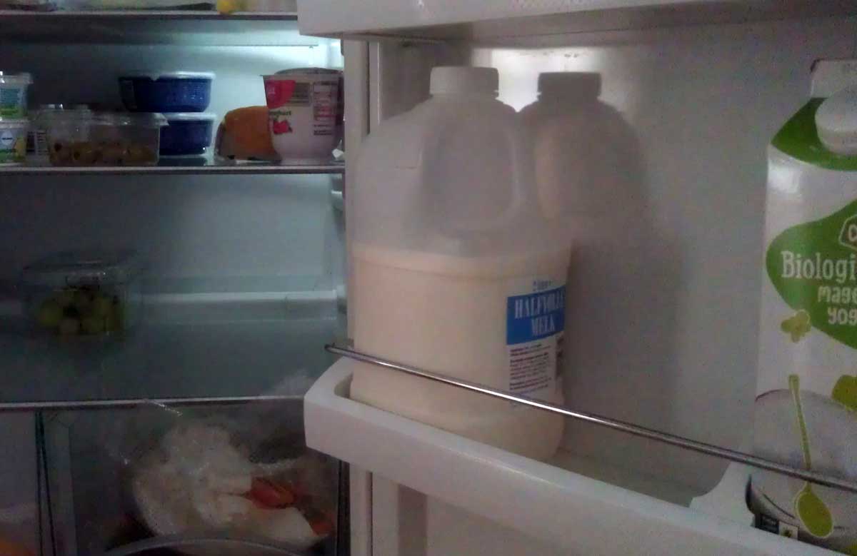 Wedden dat ook jouw melkpak fout in de koelkast staat
