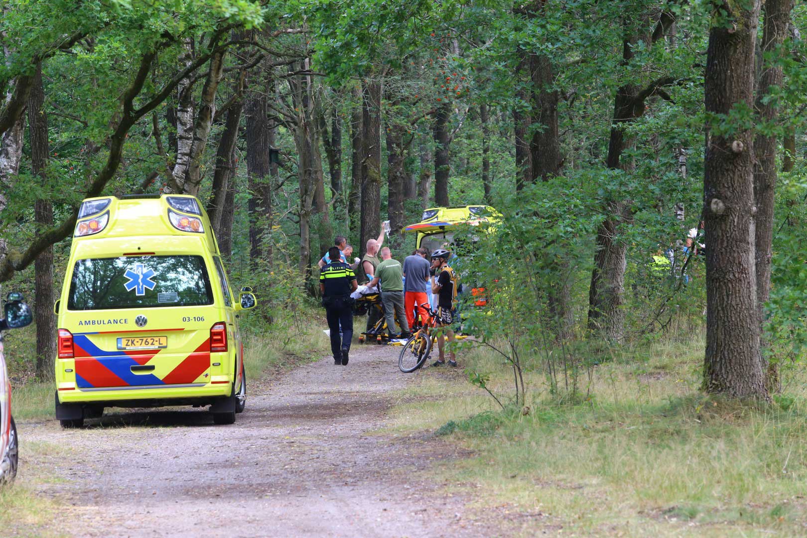 mountainbiker-ambulance