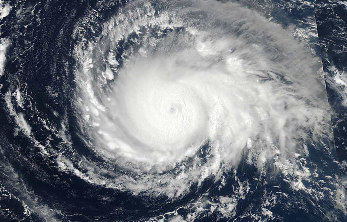 Orkaan Irma heeft het Caribisch gebied bereikt