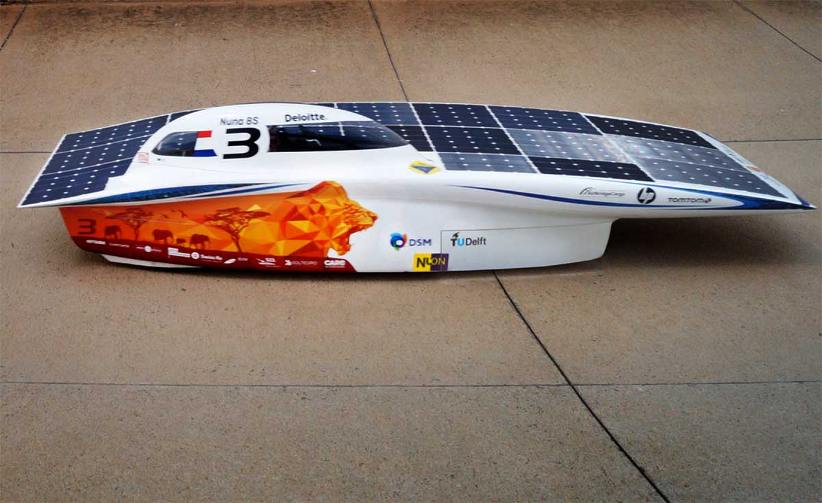 Nieuwe zonnewagen Nuna8s heeft 'beste zonnepaneel ter wereld'