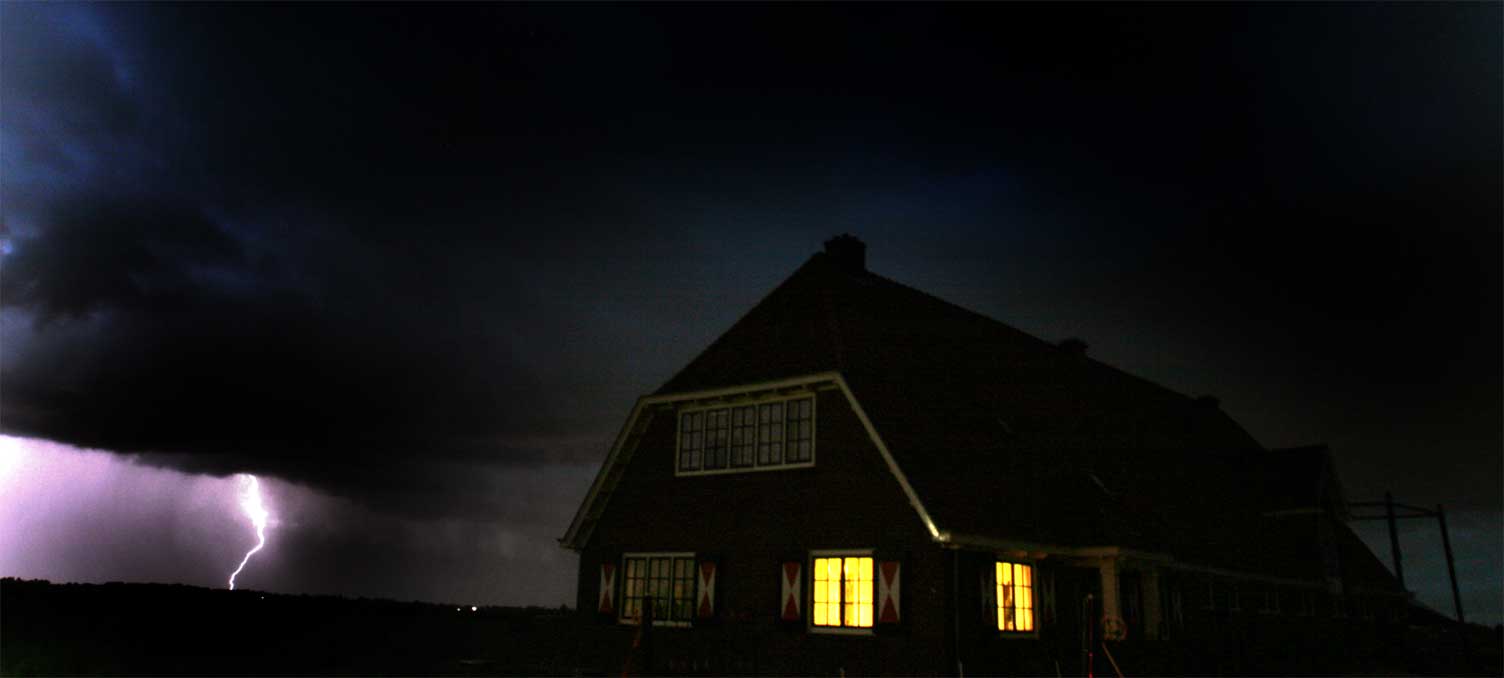 foto van onweer | Frank van den Berg
