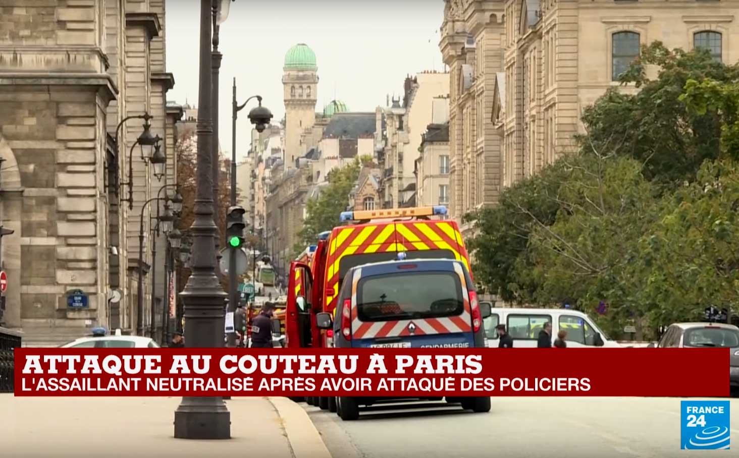 parijs-agenten-doodgestoken