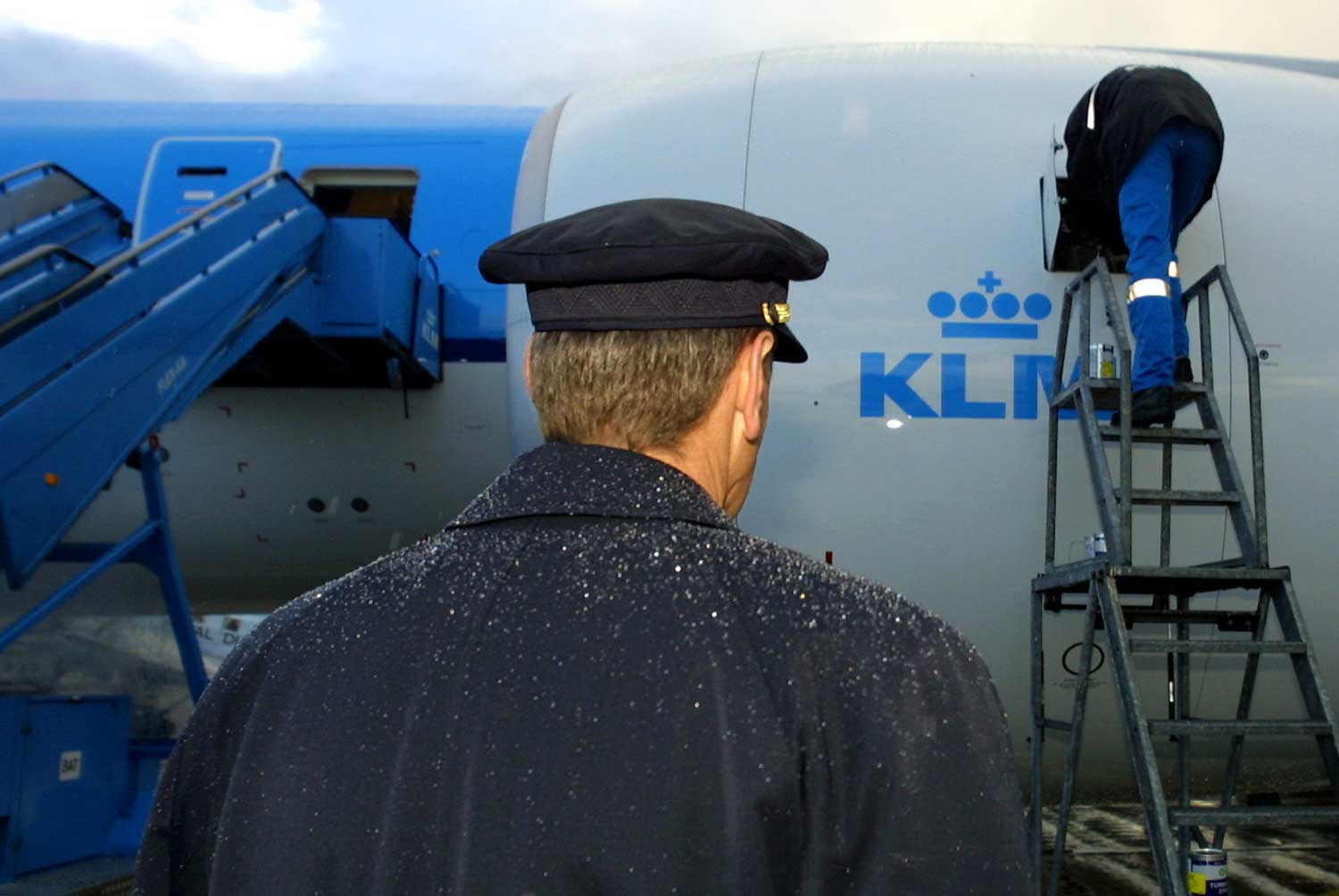 Petje af voor alle KLM piloten