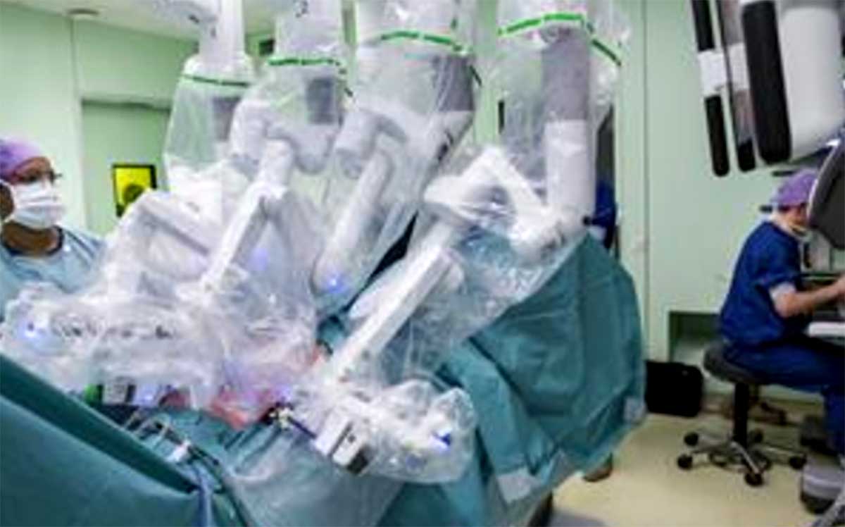Martini Ziekenhuis Groningen voert 100e robotoperatie prostaatkanker uit