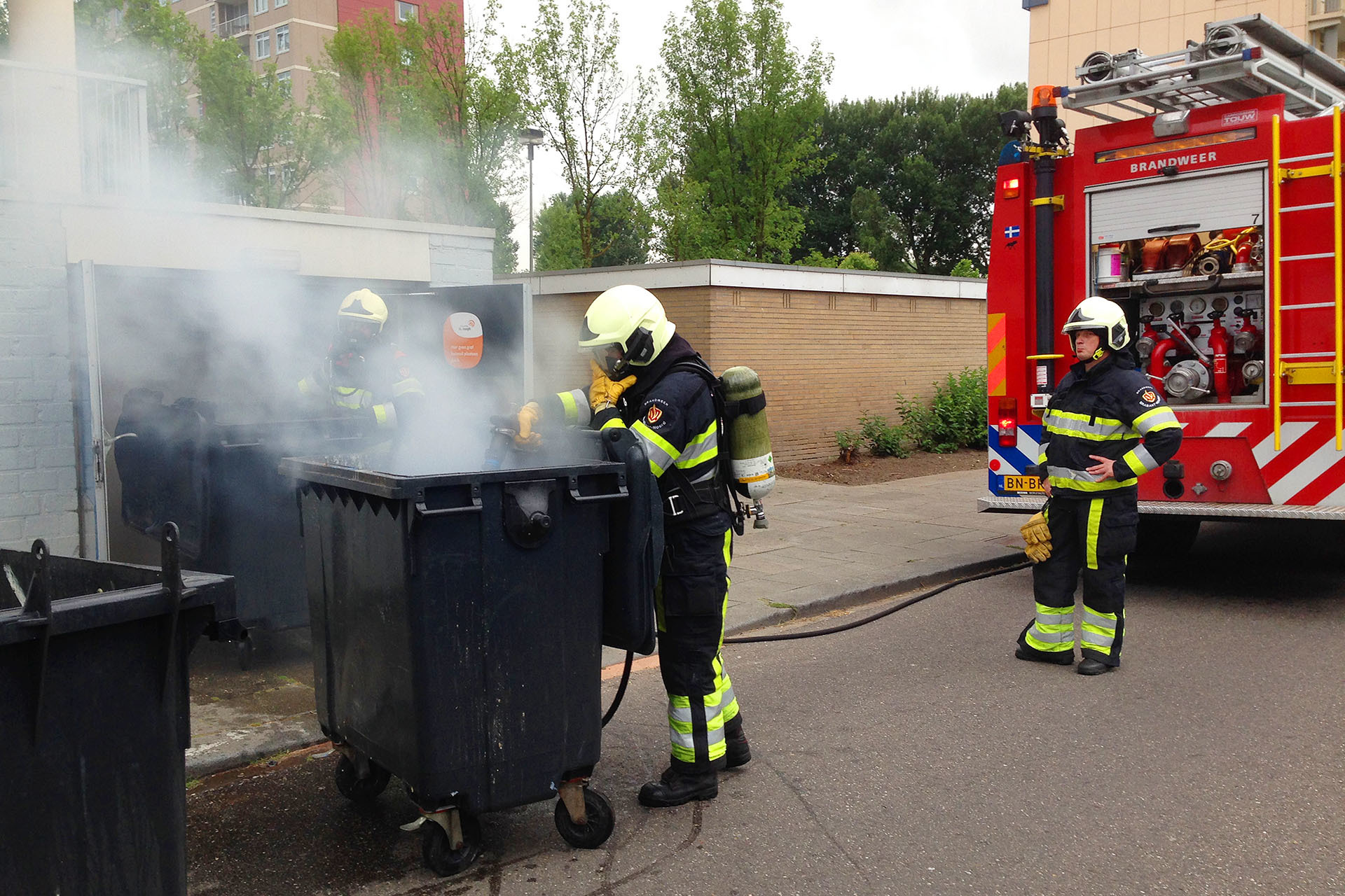 Groot alarm voor kleine brand in containerruimte van flat in Boxtel
