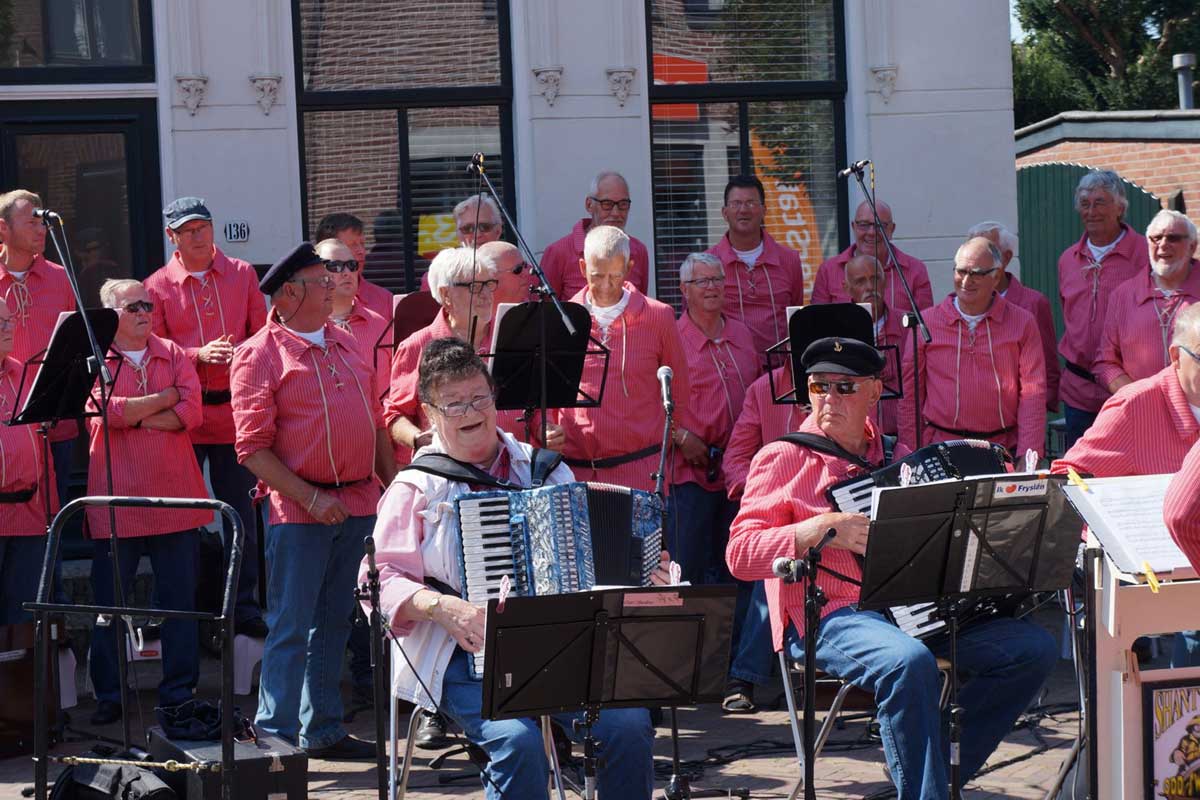 Shanty straatfestival Joure trekt veel publiek