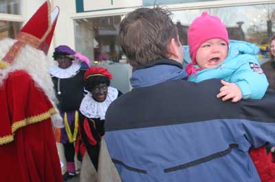 Foto van Sinterklaas en Zwarte Pieten | Archief EHF