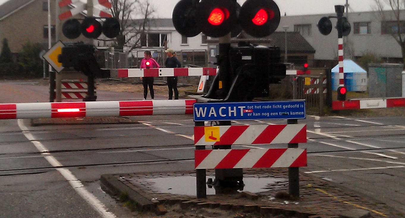 Man overleden na spoorwegongeval in Den Dolder