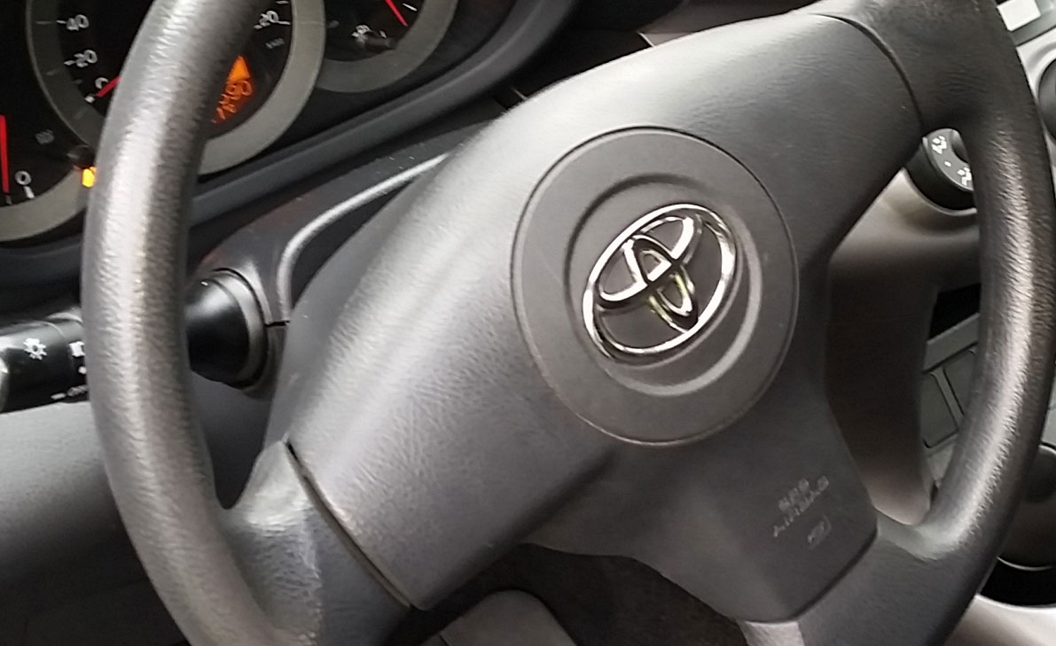 Toyota roept wereldwijd auto's terug vanwege problemen met de airbags