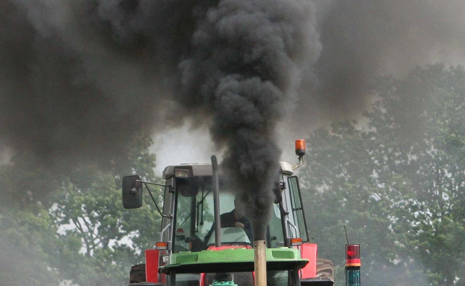 Opnieuw voor tonnen aan extra CO2 de lucht ingegaan door protesten van boeren
