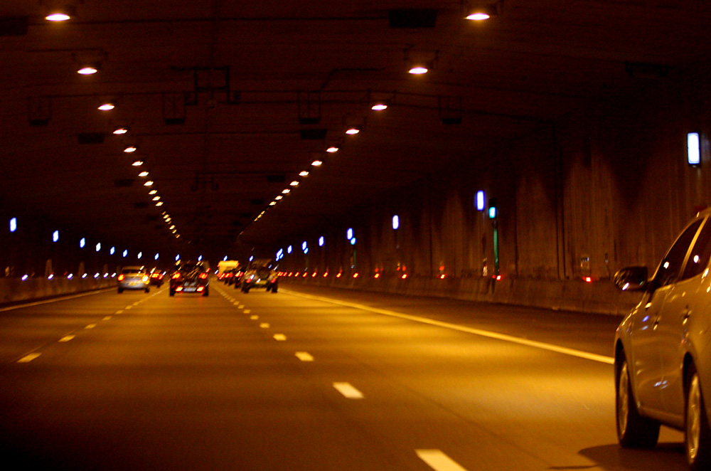 Foto van tunnel auto verlichting | Archief EHF