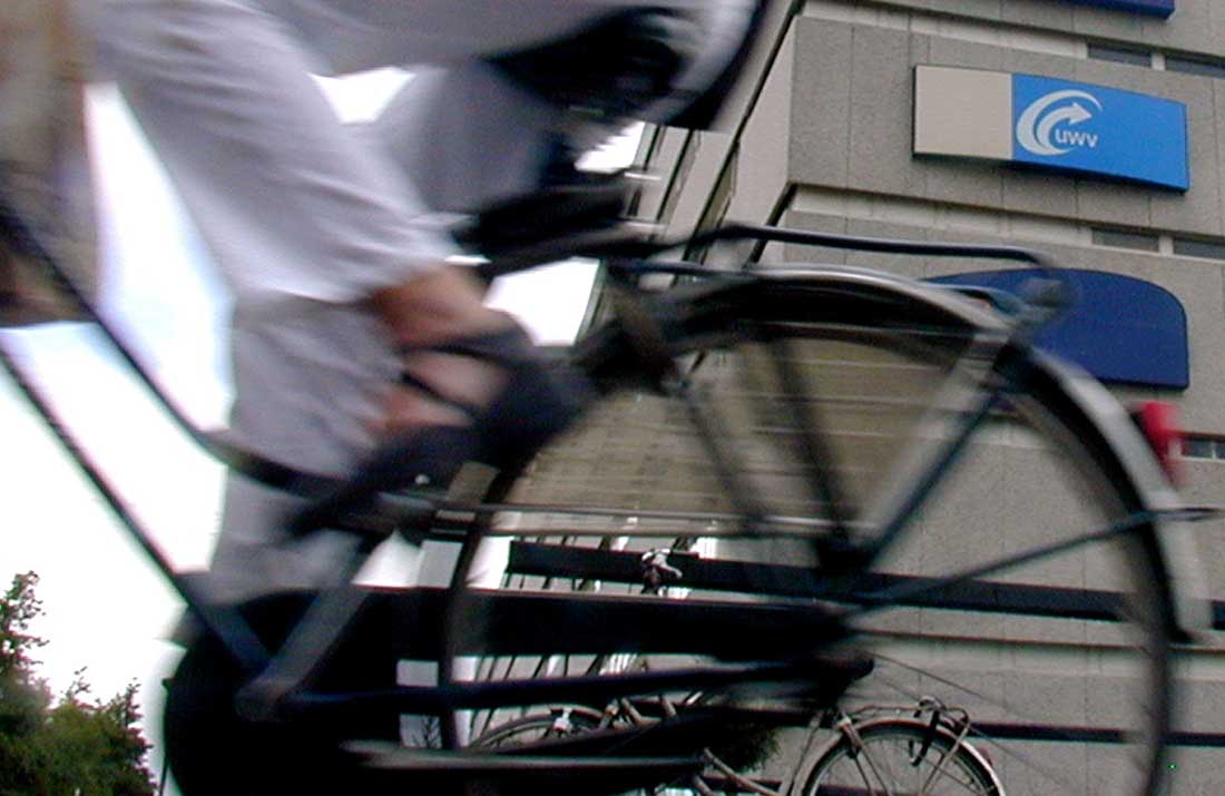 UWV-kantoor-fietser