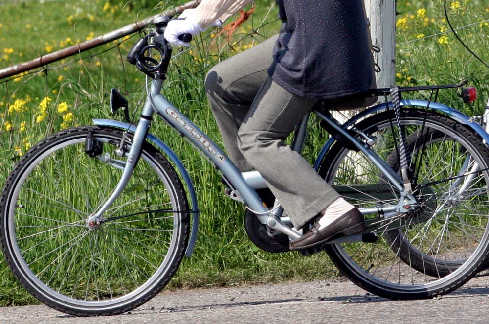 Foto van vrouw op fiets | Archief EHF