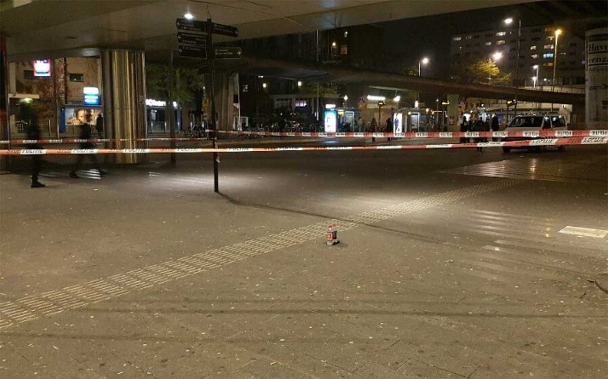Vuurwerkbom met Cobra op Zuidplein Rotterdam veiliggesteld