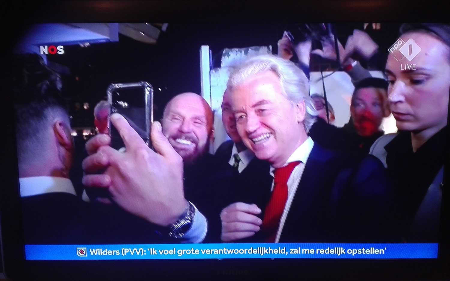 wilders-verkiezingen-selfie