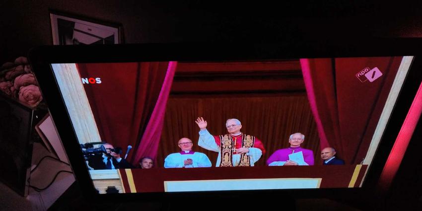 paus-LeoXIV-Robert-Francis