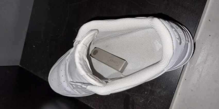 crypto-wallet-schoen