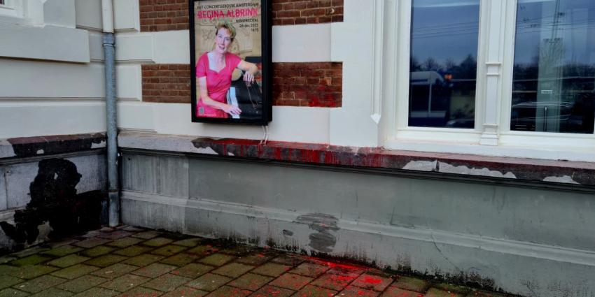 Schoonmaakwerkzaamheden bij concertgebouw