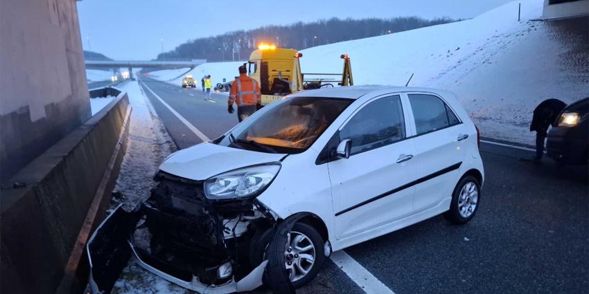 gladheid-ijzel-botsing