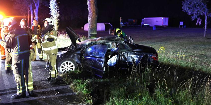 auto-crash-brandweer-politie