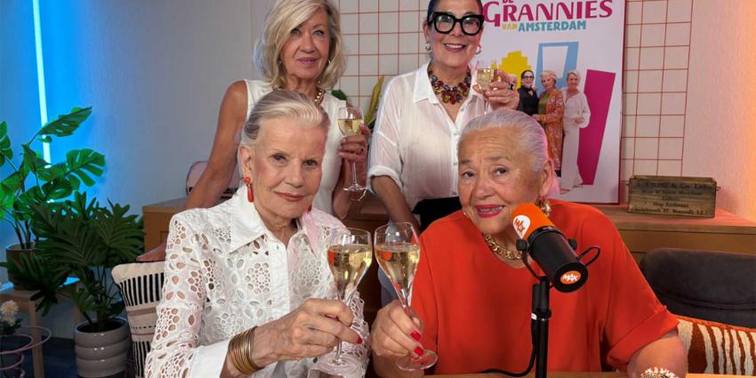 grannies-naaktkalender-MAX