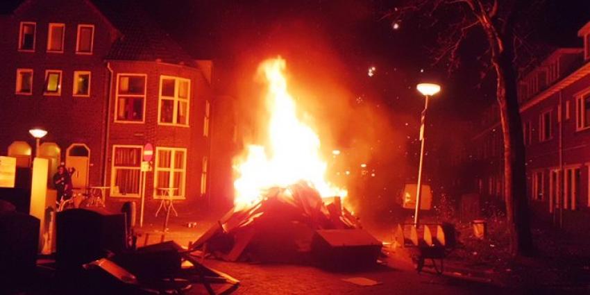 Foto van oud en nieuw vuur in Groningen | Bert van den Berg