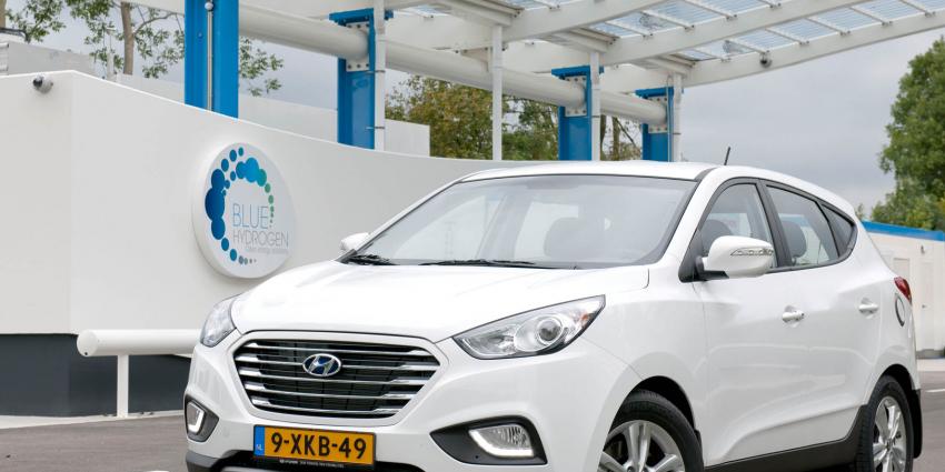 Hyundai levert eerste zeven waterstofauto’s aan eindgebruikers