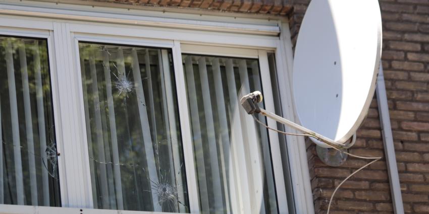 Opnieuw pand in Amsterdam onder vuur genomen