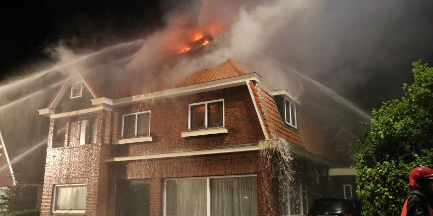 Uitslaande woningbrand