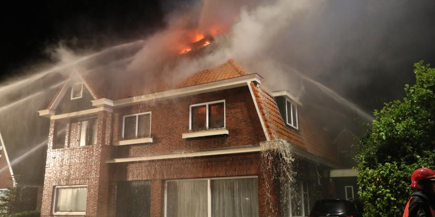 Uitslaande woningbrand